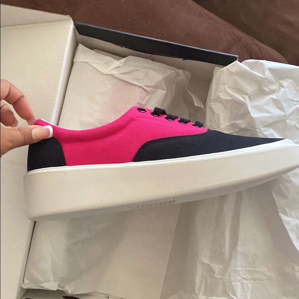 Zane Two Tone Sneakers